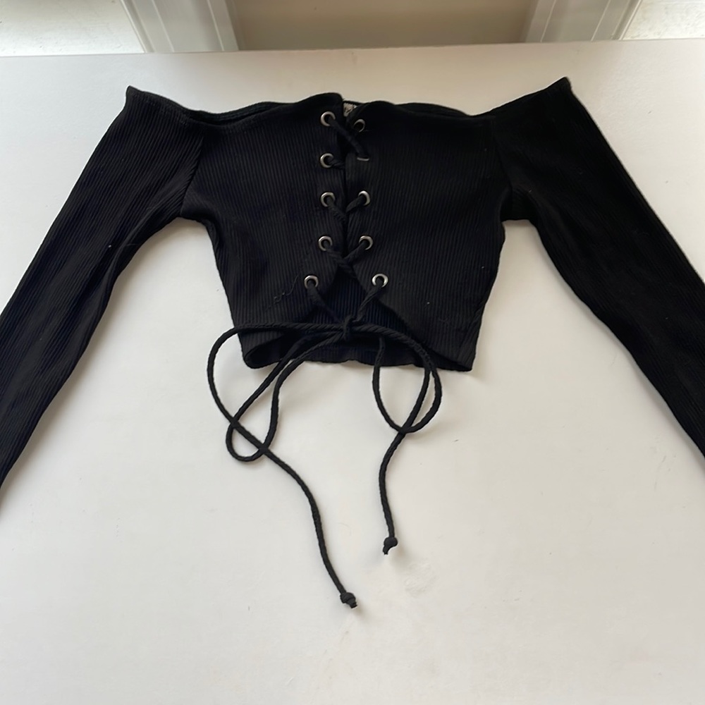 Long sleeve tie up crop top - Picture 1 of 1